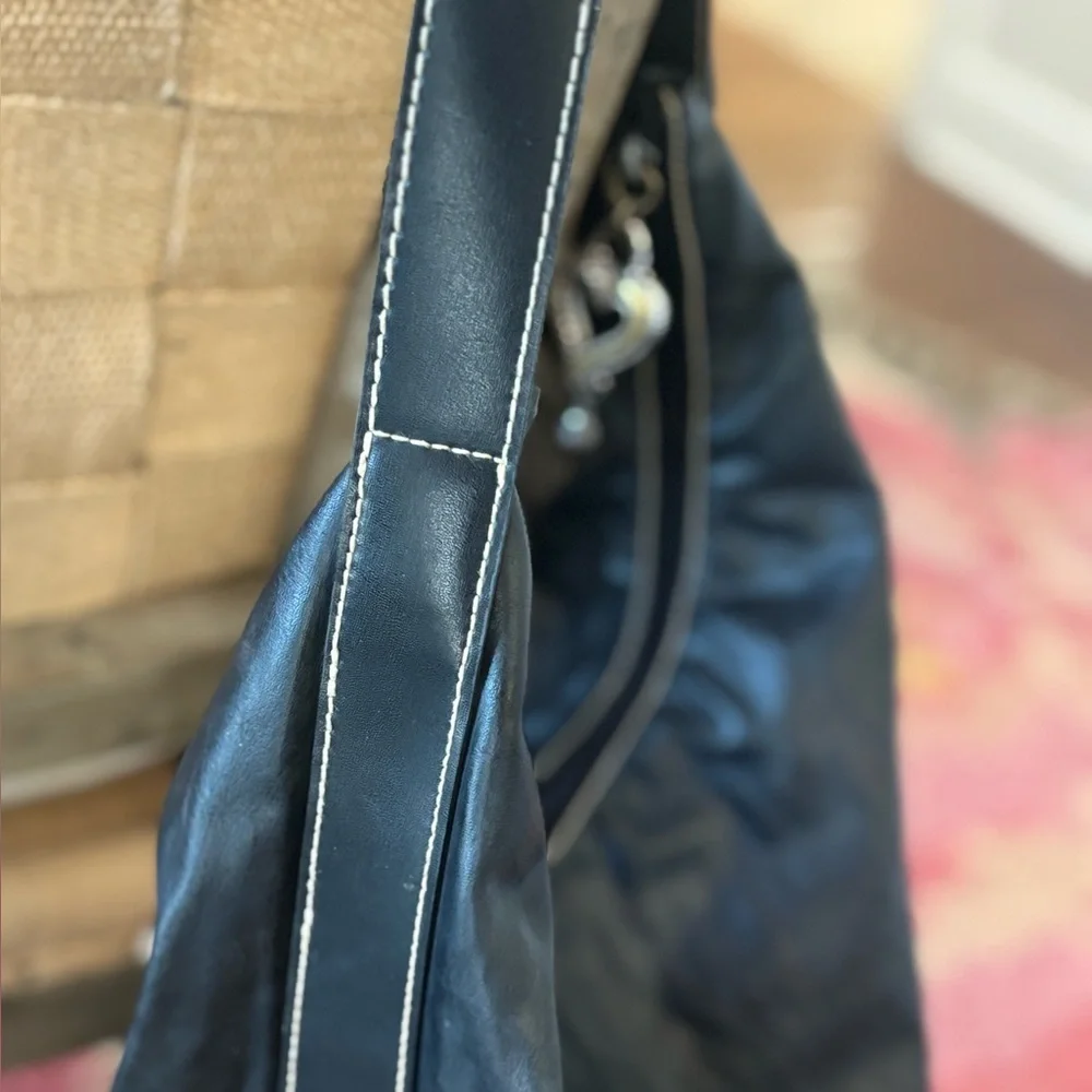 Medallion Y2K Black Leather Shoulder Bag. 26” T Boho | Soft | Vintage EUC